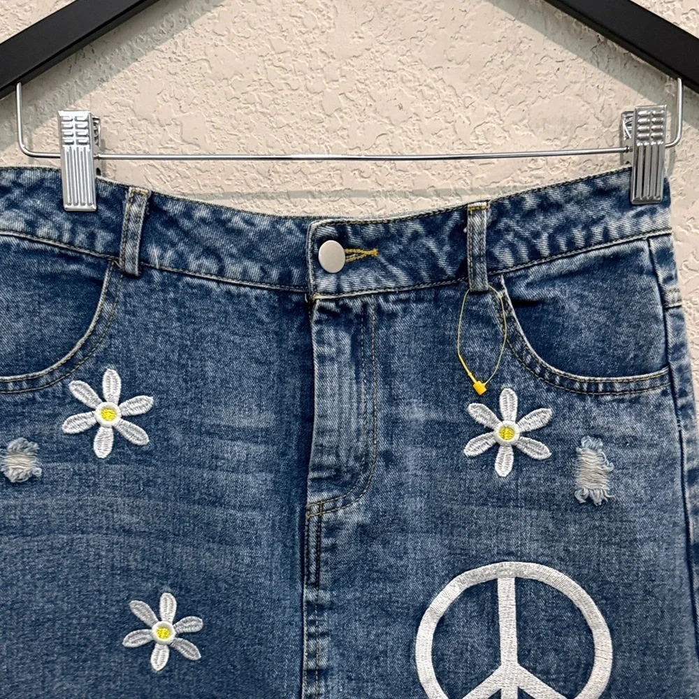 N/A stylish denim